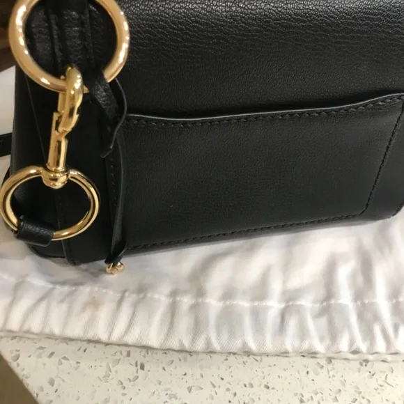 Marc Jacobs Black Leather Crossbody Bag with Gold Hardware - Picture 4 of 4